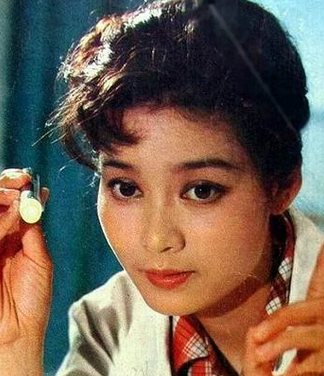 人到中年(1982年王启民和孙羽执导的电影)