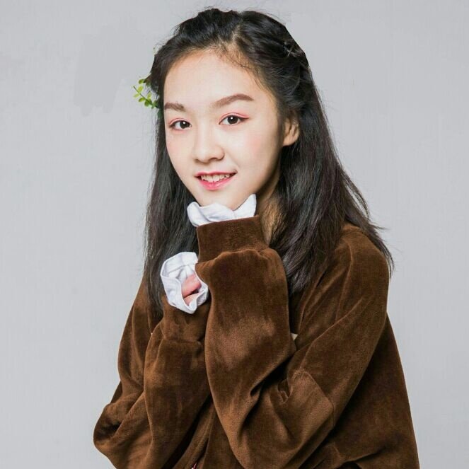 贺美琦(中国内地女歌手、主持人)