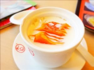 牛奶炖木瓜(菜品名)