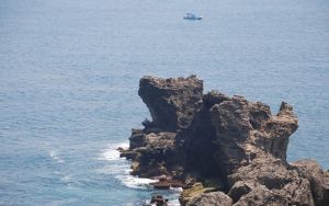 巴士海峡(衔接菲律宾海与南海)