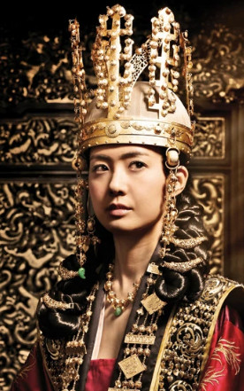善德女王(韩国2009年金根洪、朴弘均执导的电视剧)