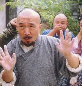 神医喜来乐(2003年黄力加等导演的电视剧)