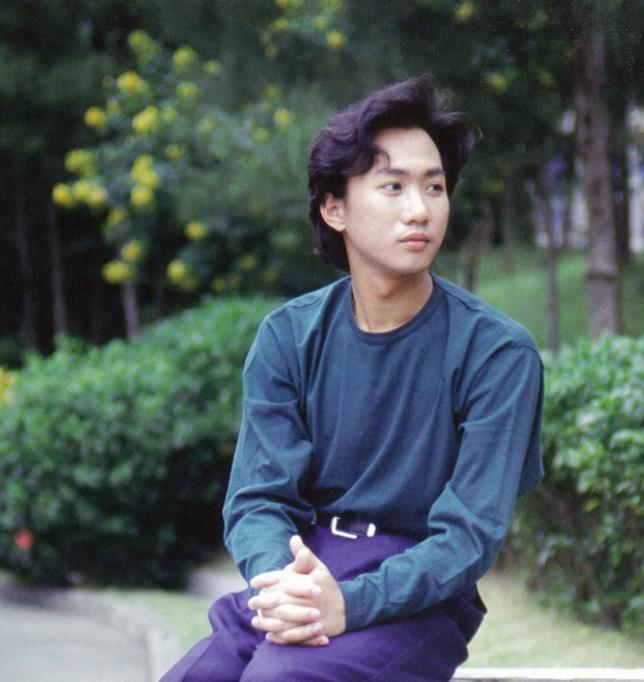 黄家驹(中国香港男歌手)