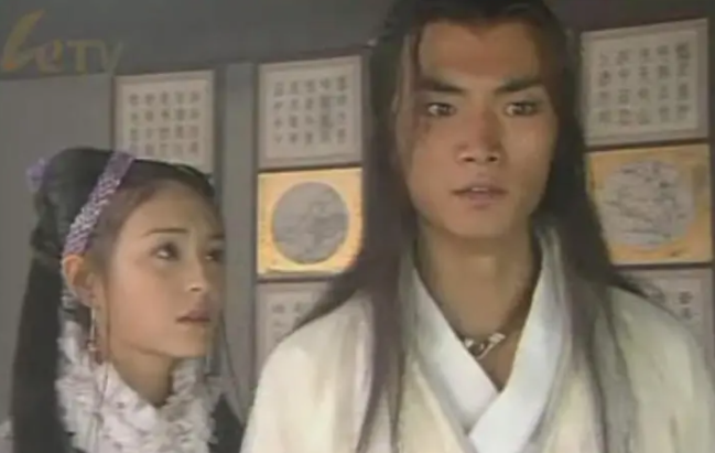 凤在江湖(2001年尤小刚执导的电视剧)