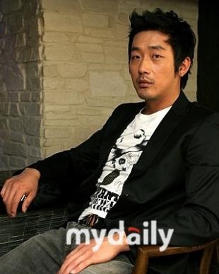 追击者(韩国2008年罗宏镇执导电影)