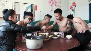 二龙湖浩哥之风云再起(张浩执导喜剧电影)