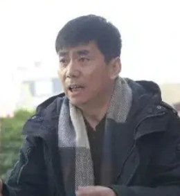 继父回家(2015年习辛执导的电视剧)