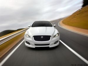 捷豹XJ(豪华轿车)