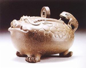 宜兴紫砂壶(中国手工制造陶土工艺品)