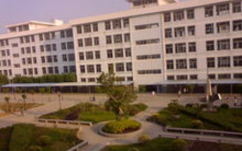 莆田十中(福建省首批省级示范性普通高中建设学校)