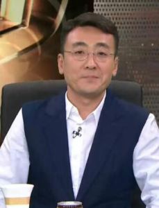 锵锵三人行(凤凰卫视谈话类节目)