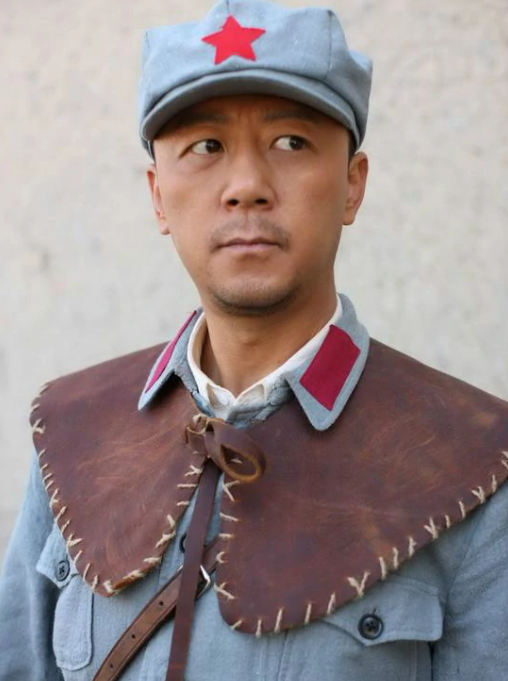 弹孔(2011年郑方南执导的电视剧)