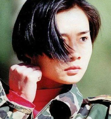 女子特警队(2000年由陈胜利执导的电视剧)