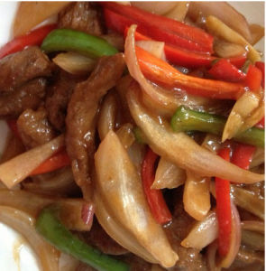 洋葱炒牛肉(常见的家常菜)