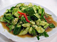 蒜泥黄瓜(汉族名菜)