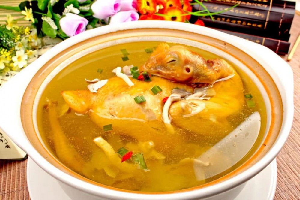 当归炖鸡(食补菜品)