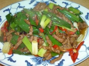葱爆牛肉(山东传统名菜)