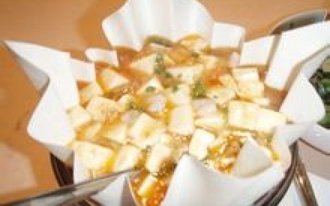 豆制品(以大豆、小豆等豆类为主要原料加工成的食品)