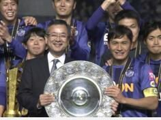 广岛三箭足球俱乐部(日本足球俱乐部)
