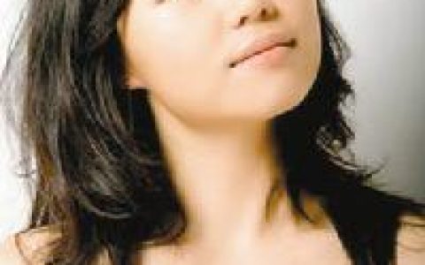 陈萨(中国女钢琴家)