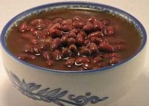 红豆汤(营养成分较高的汤食)