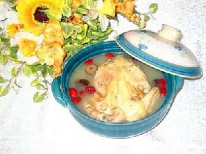 炖鸡汤(以鸡为主要食材的菜品)