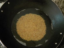 糙米茶(糙米做成的茶水)