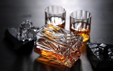 威士忌酒(苏格兰威士忌酒、烈性酒)