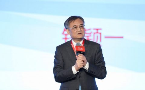 钱颖一(清华大学经济管理学院院长)