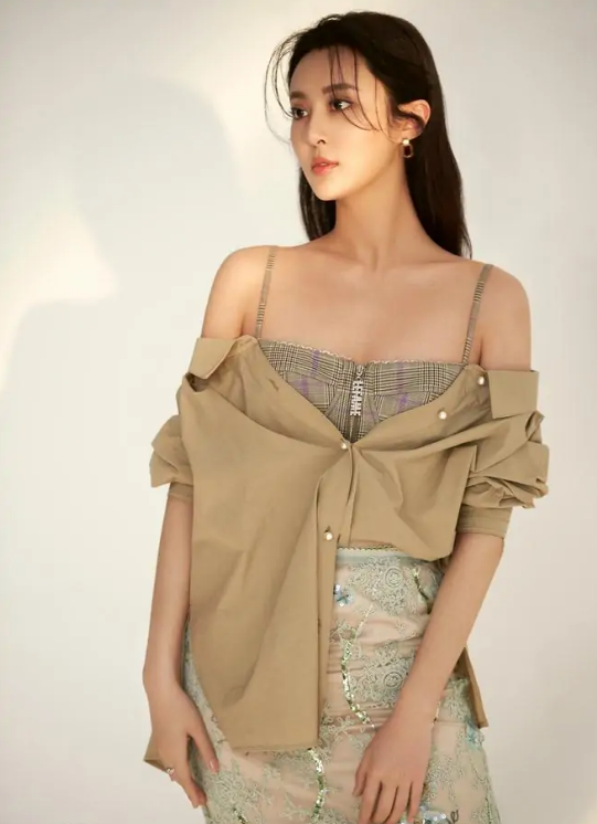 甘露(中国内地女演员)
