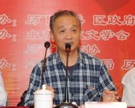 谢大光(中国现代男作家)