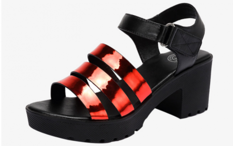 女式凉鞋(女性服装)