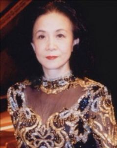 鲍蕙荞(中央乐团社会音乐学院副院长)