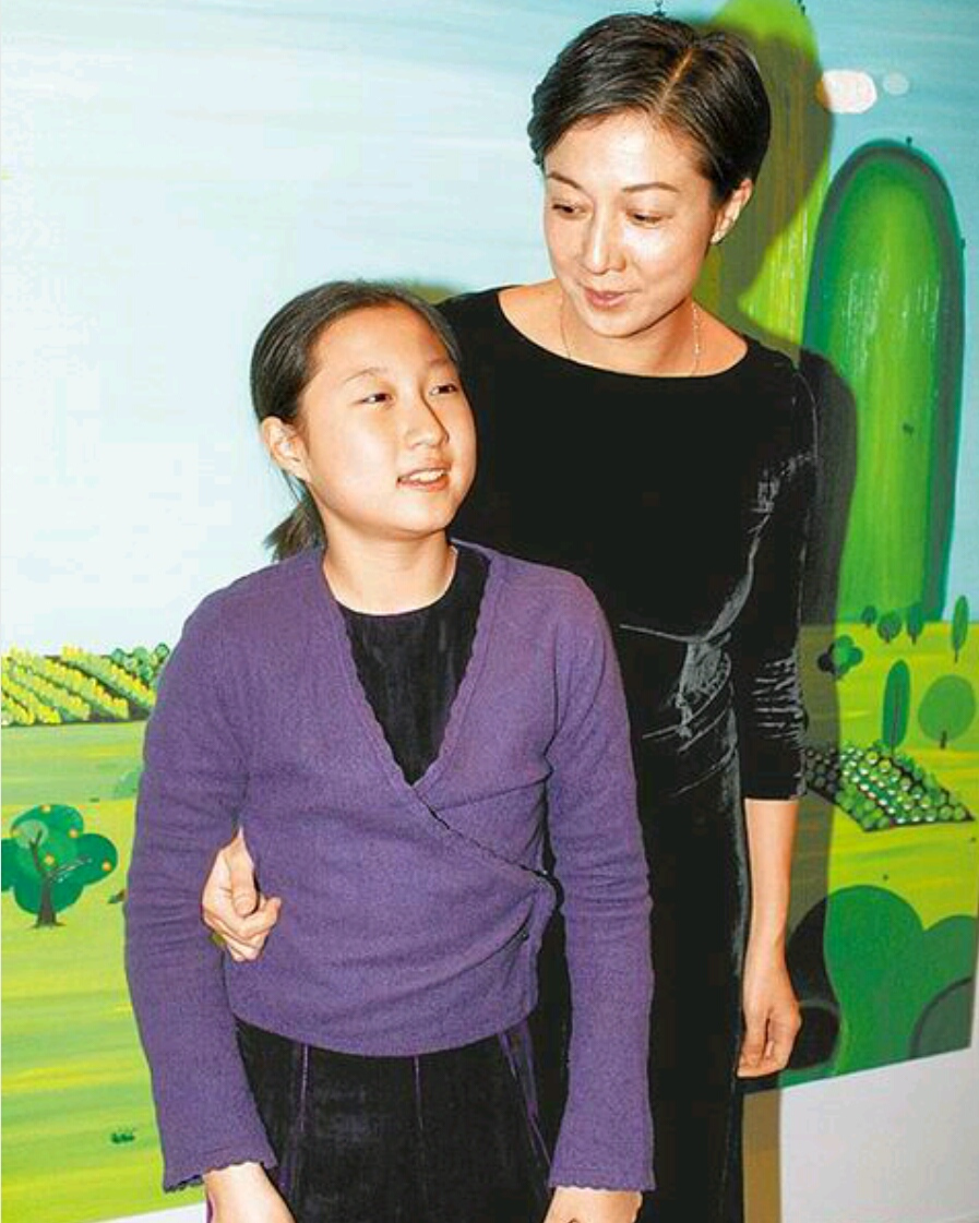 吴卓林(中国香港演员成龙的女儿)