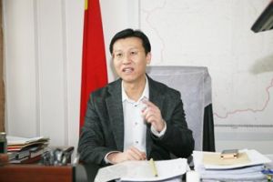 赵亚雄(曾浑源县县委副书记)
