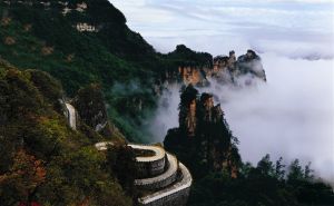 天门山景区(国家5A级旅游区)