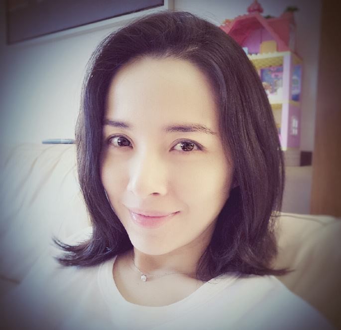 李佳(中国内地女演员)