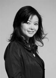 崔曼莉(中国女作家)
