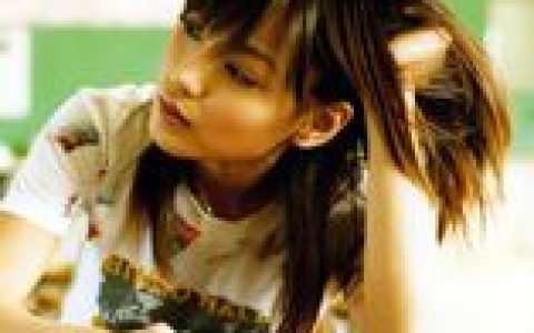 国仲凉子(日本女演员)