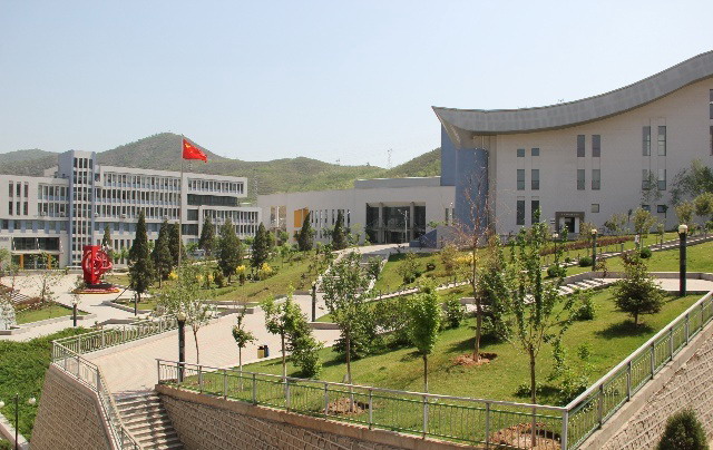 承德技师学院(一所国办综合类职业院校)