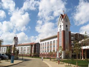 云南民族大学(综合性省属重点大学)