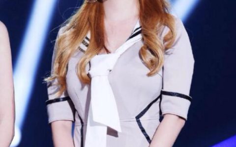 李居丽(韩国女歌手、演员、模特)