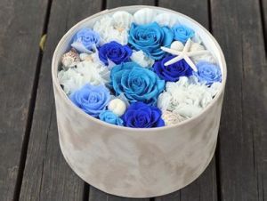 永生花(永不凋谢的鲜花)
