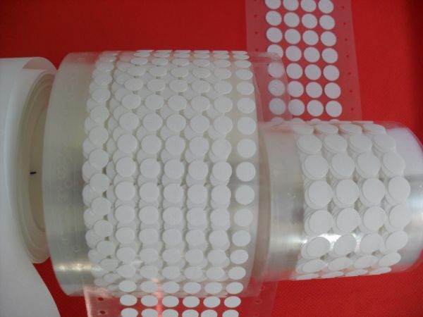 防水透气膜(新型的高分子防水材料)