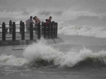 台风海燕(2013年第30号超强台风)