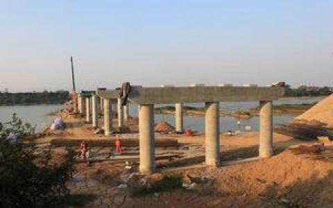 龙游核电站(位于浙江省的核电站)