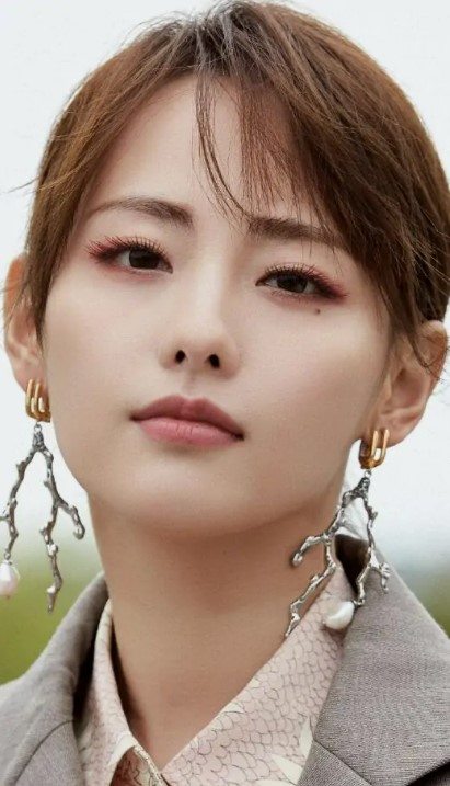 张嘉倪(中国内地影视女演员)