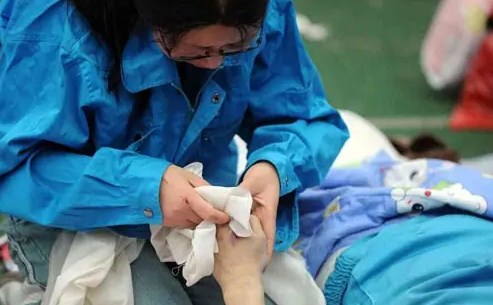 谭千秋(新中国成立以来感动中国人物之一)