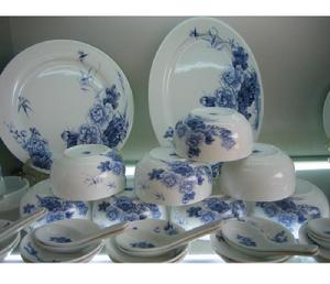 陶瓷(陶器和瓷器的总称)