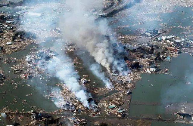 ·11日本地震(日本发生的地震)"